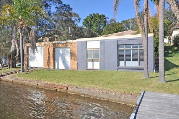 The Studio On The Lake Image