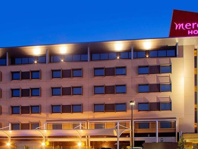 Mercure sydney liverpool