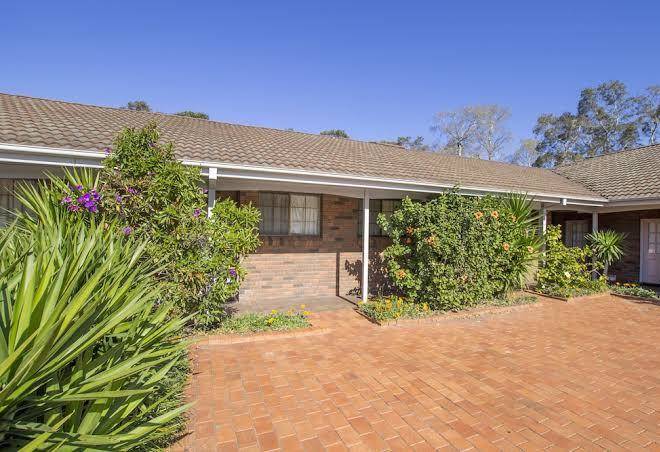 Island Palms Motor Inn Image