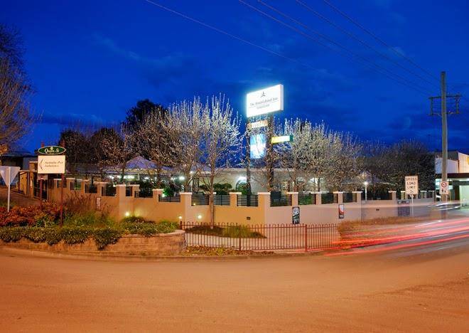 The roundabout inn