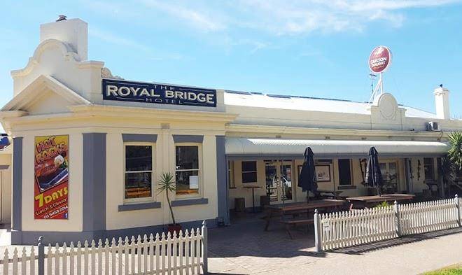 Bottlemart royal hotel