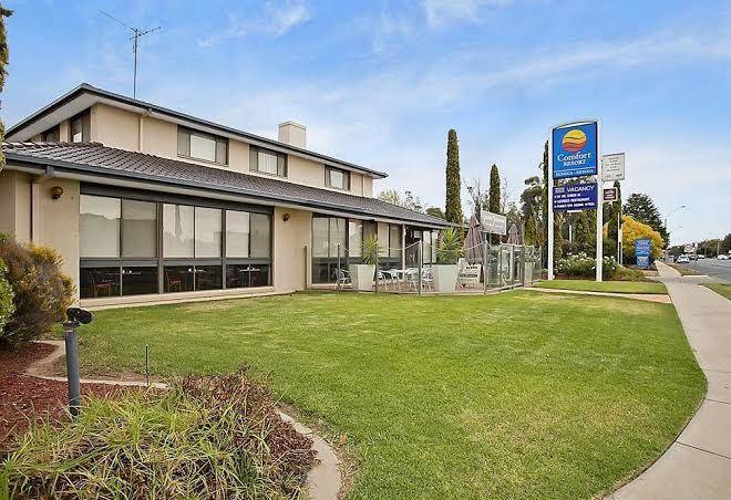 Meninya Palms Moama Image