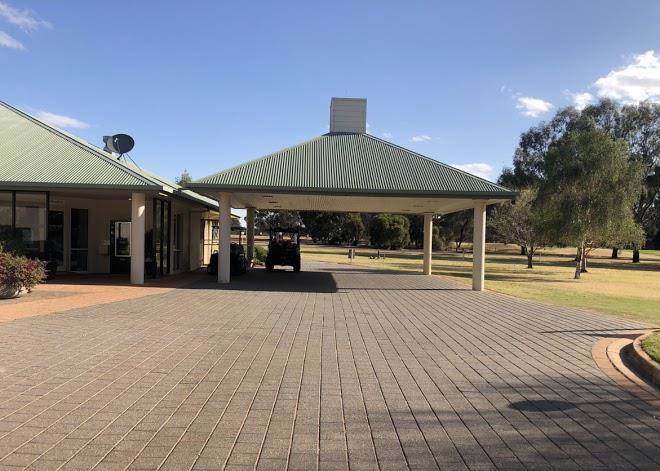 Murray downs resort