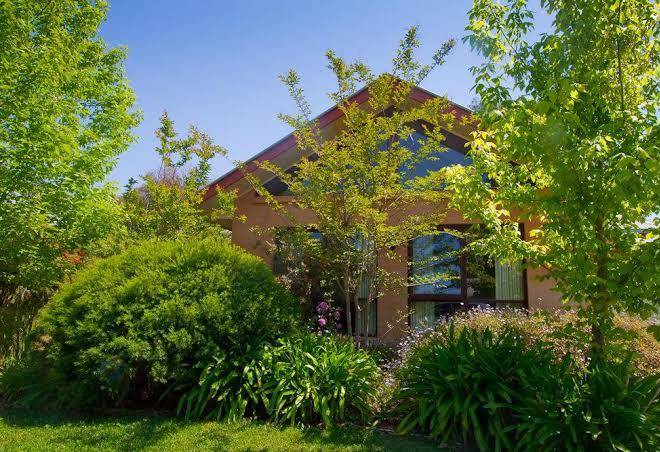 Perricoota vines retreat