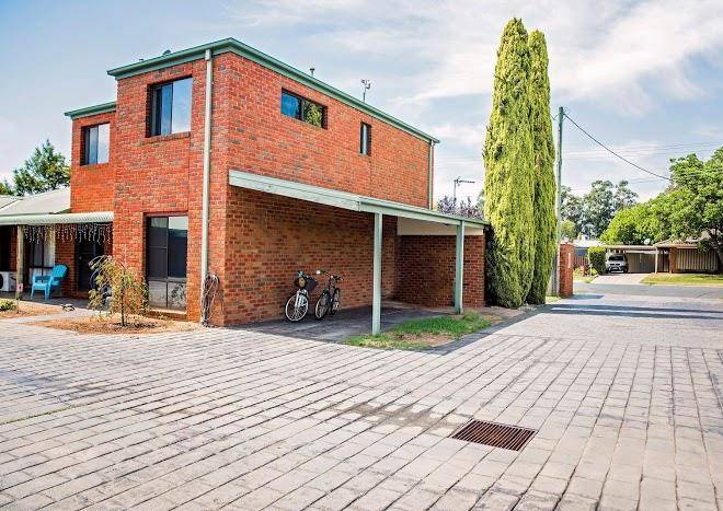 Regent retreat echuca moama holiday accommodation