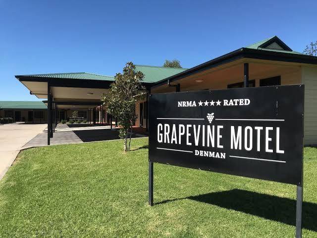 Grapevine motel