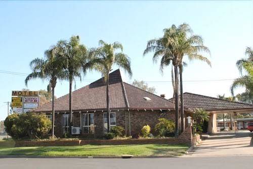 Nandewar motor inn