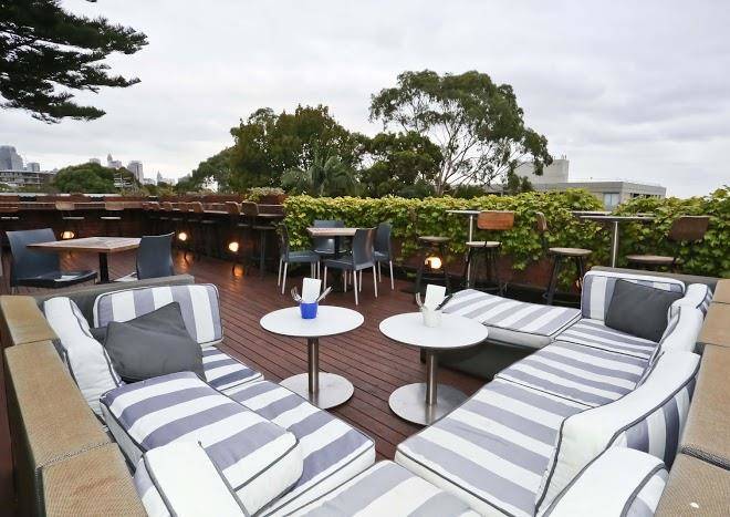 Blues point hotel