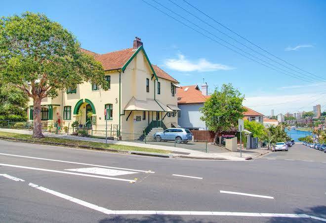 Neutral bay lodge