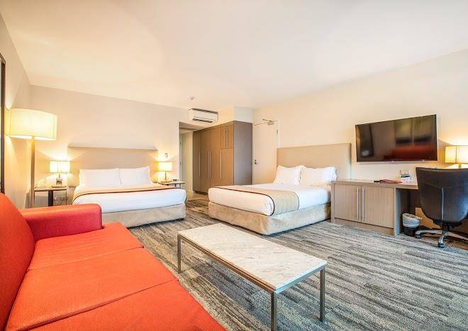 Narrabeen sands hotel by nightcap plus