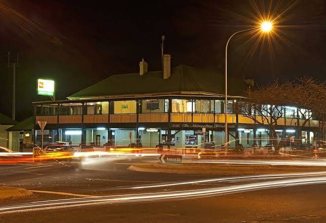 Town square motel orange accommodation