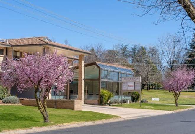 West end motor lodge