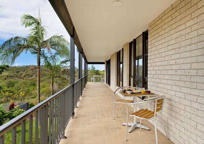 Apricari oasis by the sea