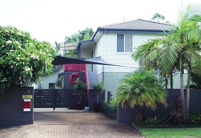 Marty's At Little Beach Image