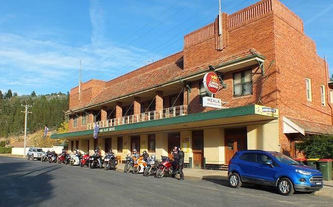 Captains flat hotel