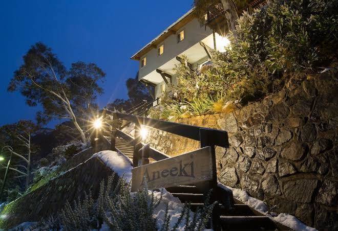 Aneeki ski lodge