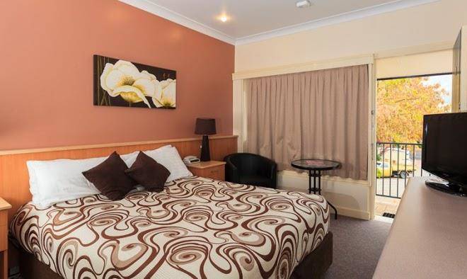 Best western motel farrington