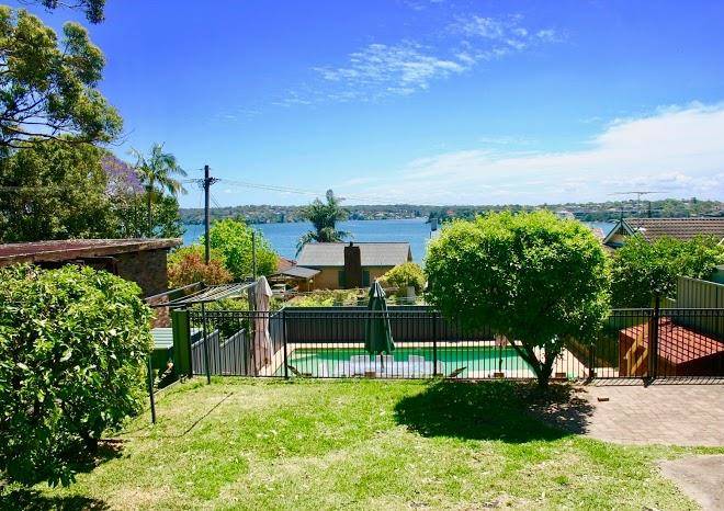 Bundeena base