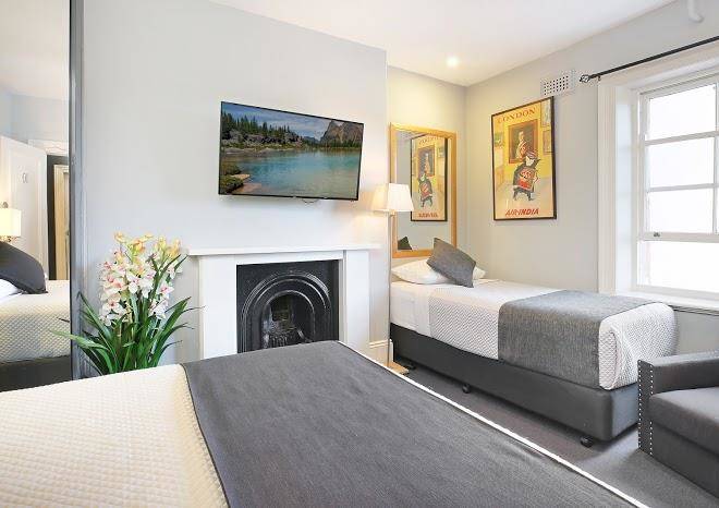 Bayswater boutique lodge