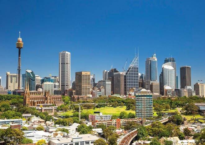 Holiday inn potts point sydney