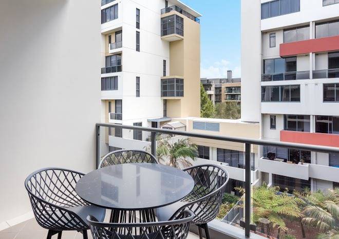 Meriton suites waterloo