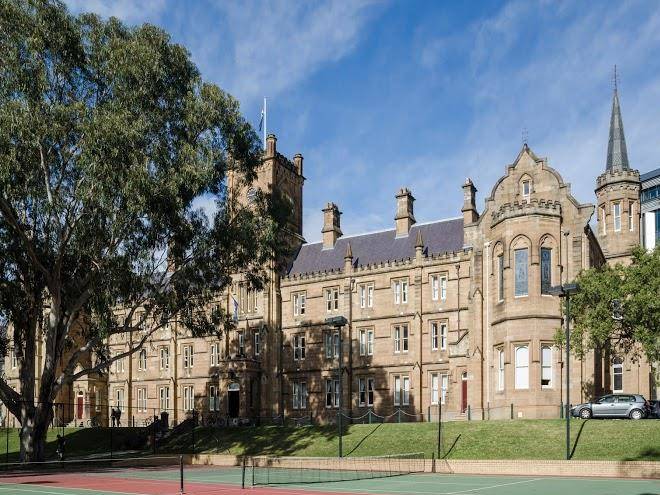 St andrew's college