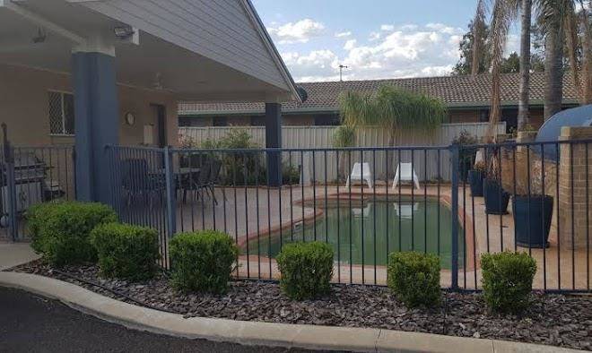 Edward parry motel