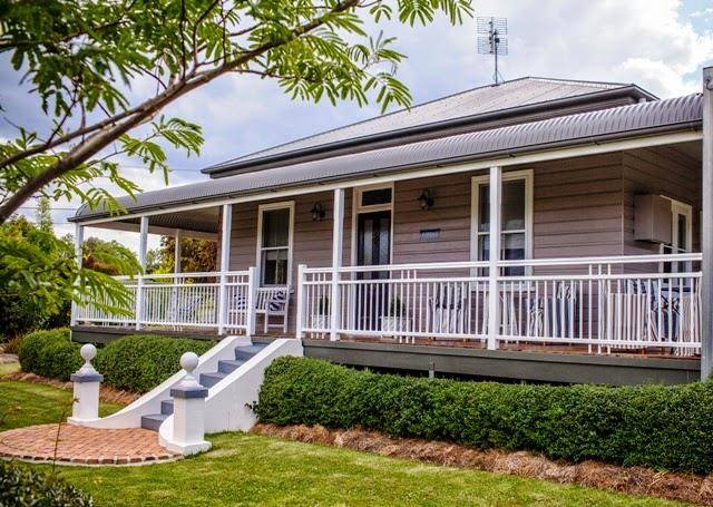 Annie's folly boutique bed and breakfast accommodation