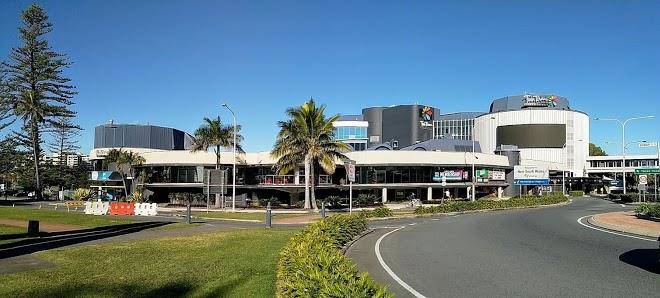 Twin towns clubs & resorts