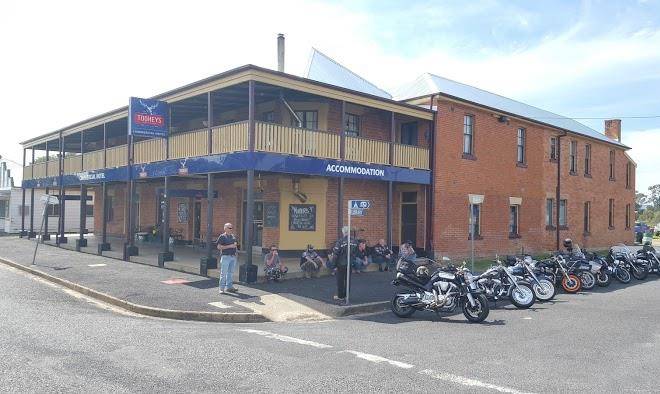 Commercial hotel