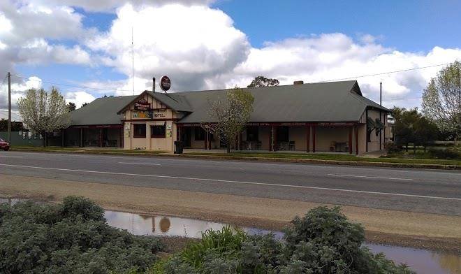 Uranquinty Hotel Image