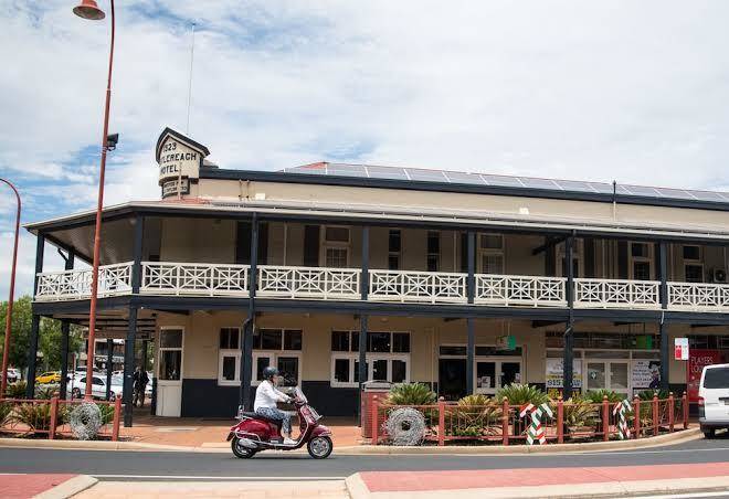 Castlereagh hotel