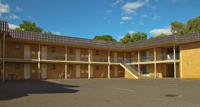 Fountain view motel