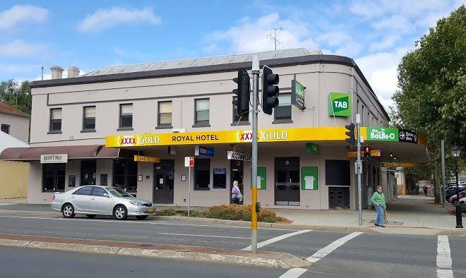 Royal hotel yass