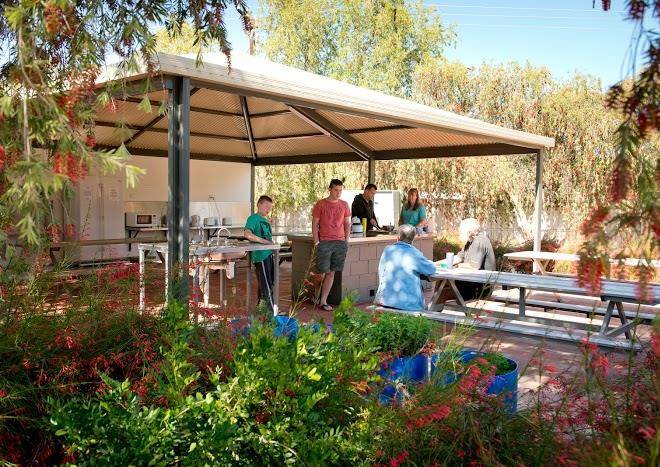Big4 macdonnell range holiday park
