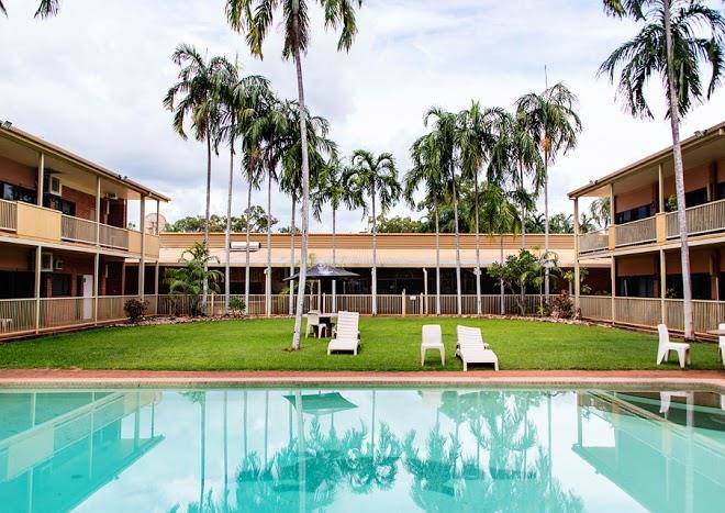 Litchfield Motel Lil'ripper Cafe Bar & Bistro Image