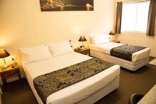 Garden city motor inn
