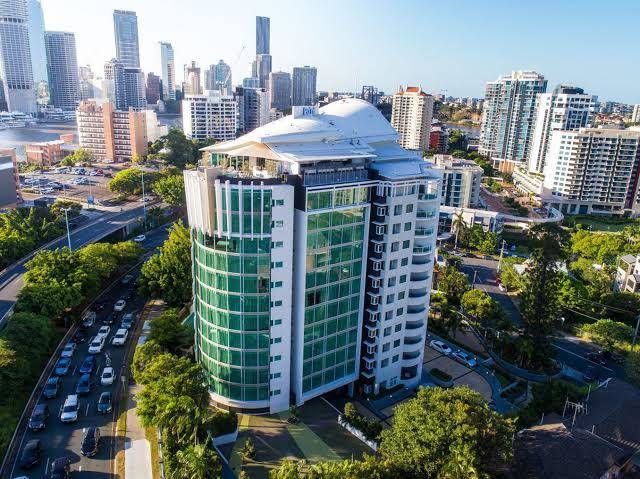 The point brisbane hotel