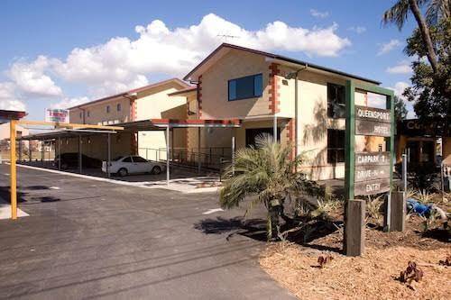 The queensport tavern and motel