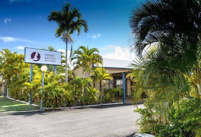 Smart motels bert hinkler
