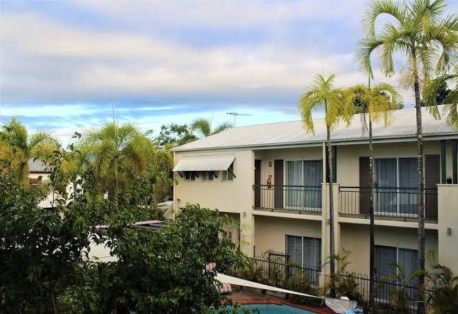 Crystal Garden Resort Restaurant Image