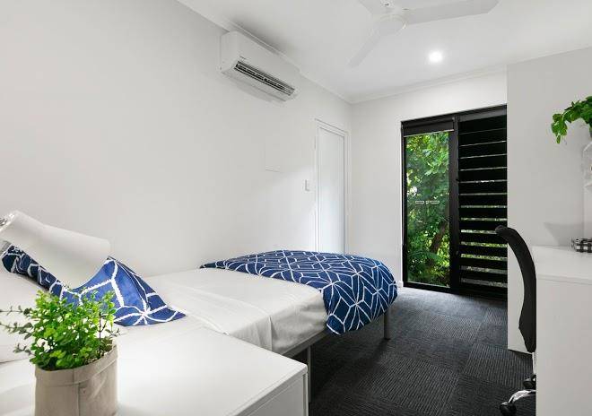 Mihaven Living Image