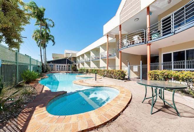 Tropical queenslander
