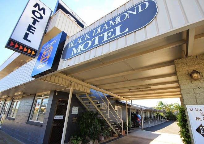 Black diamond motel