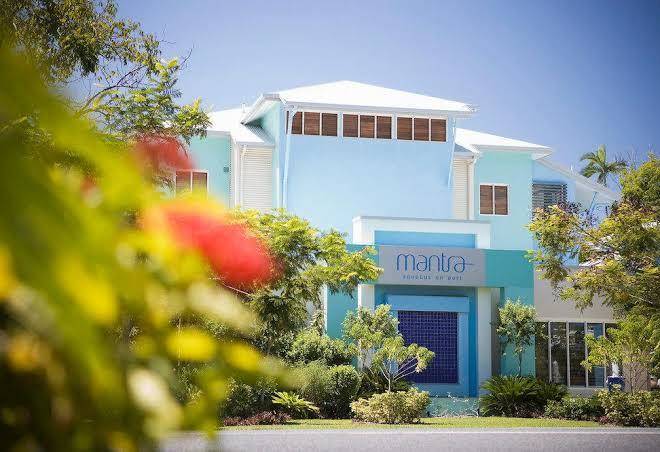 Mantra aqueous port douglas