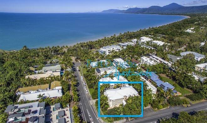 Port Douglas On Macrossan Image