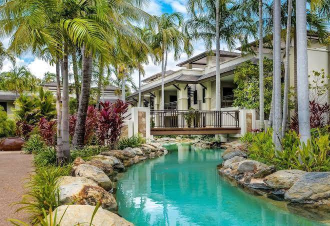 Sea temple port douglas