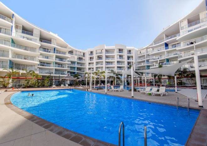Pier resort