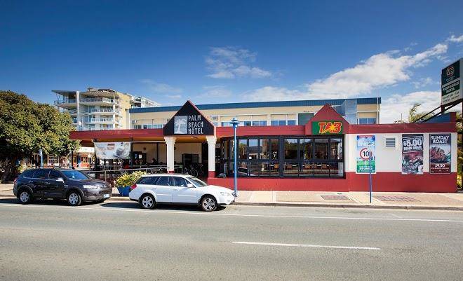 Palm Beach Hotel Image