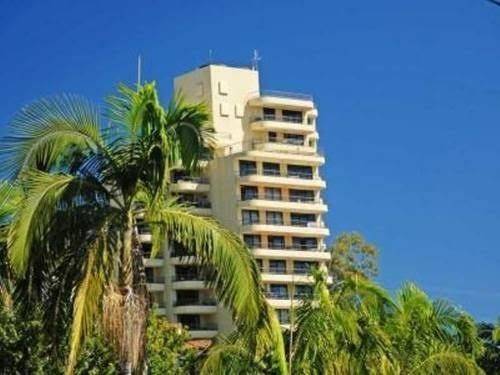 Panaview court